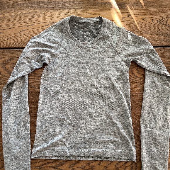 lululemon athletica Tops - Lululemon long sleeve